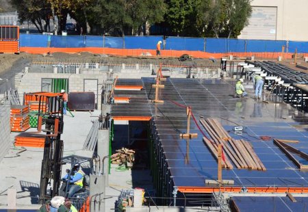 Podium Gateway Village 2